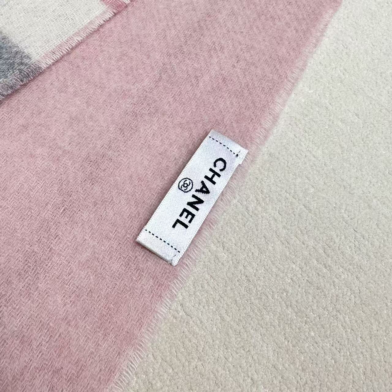 Chan Classic simple double c logo double-sided cashmere scarf